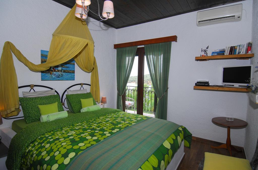 Dimitra Apartments Milina Bagian luar foto
